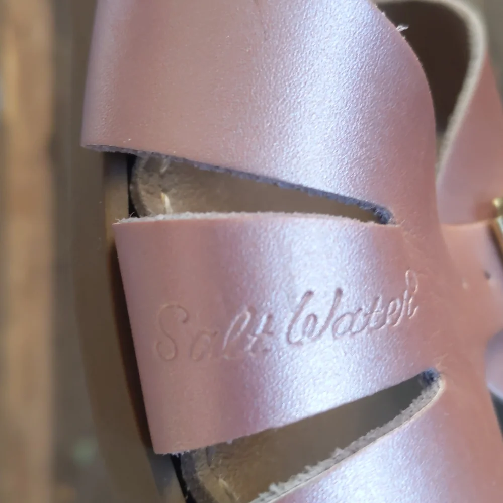 Saltwater Sandals - Picture 4 of 4